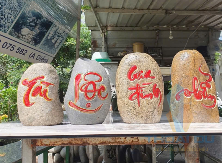ĐỘI NGŨ NHÂN VIÊN 